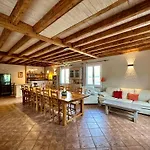 L'ostal De Soubrey Bed & Breakfast